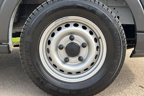 Ford Transit 350 L3 H2 130 ps Panel Van with Air Con 27