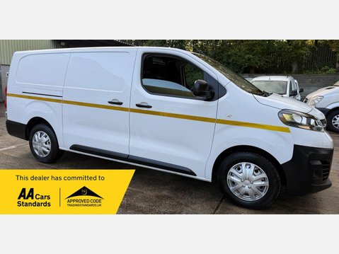 Vauxhall Vivaro 1.5 Turbo D 2900 Dynamic Panel Van 6dr Diesel Manual L2 H1 Euro 6 (s/s) (10 1