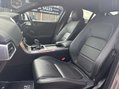 Jaguar XE 2.0 XE R-Dynamic S D Auto 4dr 38
