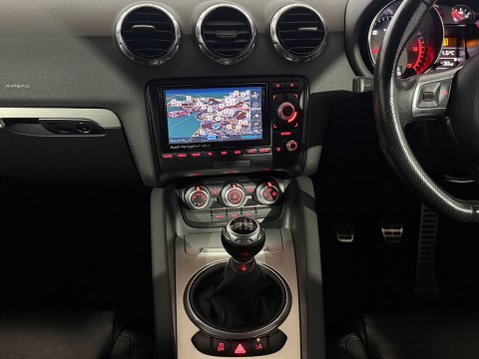 Audi TT TDI QUATTRO BLACK EDITION 14