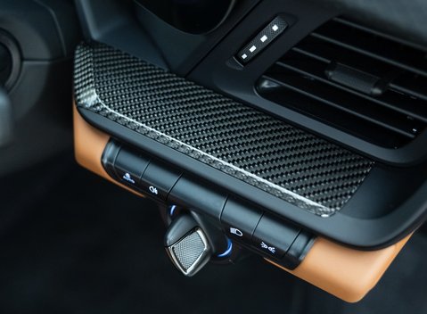 Porsche 911 GT3 Touring (992) 24