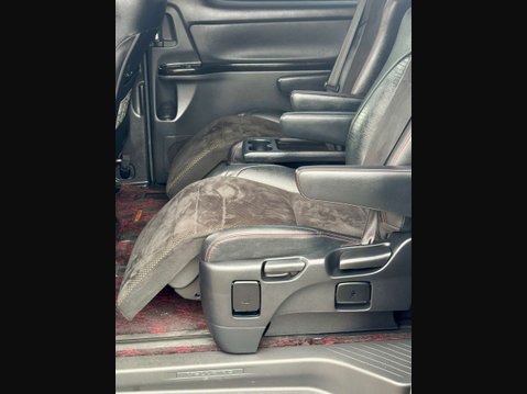 Toyota Vellfire 2.4+GOLDEN EYES+GRADE 4B+FRESH IMPORT+ 18