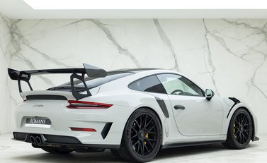 Porsche 911 GT3 RS Weissach (991.2) 7