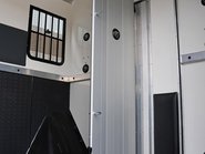 Renault Master BRAND NEW 3.5 TON STALLION BUILD EXTREME HEAVY DUTY HORSEBOX FROM SEEKER  21