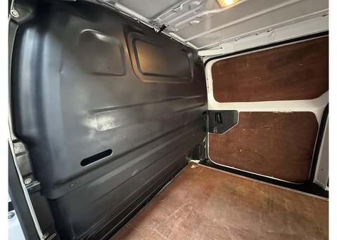 Vauxhall Vivaro 1.5 Turbo D 2700 Dynamic Panel Van 6dr Diesel Manual L1 H1 Euro 6 (s/s) (10 39