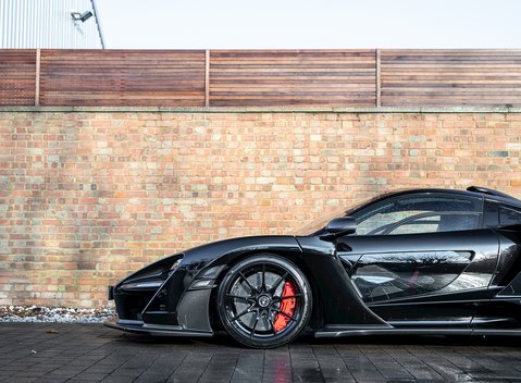 McLaren Senna 33