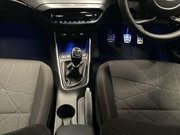 Hyundai BAYON 1.0 T-GDi MHEV Premium SUV 5dr Petrol Hybrid Manual Euro 6 (s/s) (100 ps) R 15