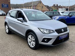 SEAT Arona 1.0 Arona SE Technology TSi Semi-Auto 5dr 4