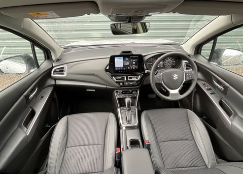 Suzuki SX4 S-Cross Ultra 12