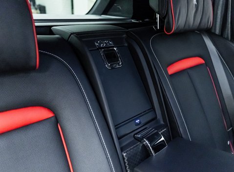 Rolls-Royce Cullinan BLACK BADGE 21
