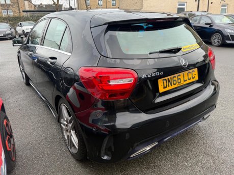 Mercedes-Benz A Class A 220 D AMG LINE EXECUTIVE 6