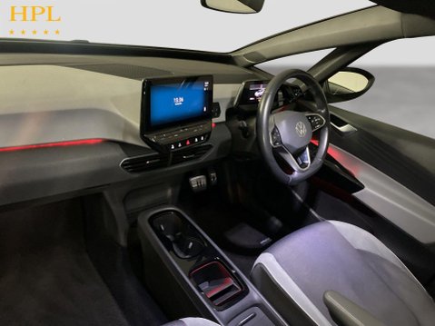 Volkswagen ID.3 Pro Performance 58kWh Style Hatchback 5dr Electric Auto (204 ps) Air Con - 14