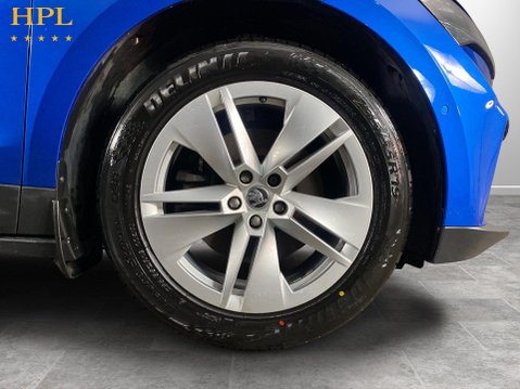 Skoda Enyaq iV 62kWh 60 SUV 5dr Electric Auto (DC120kW) (179 ps) Alloys - Air Con - DAB 10