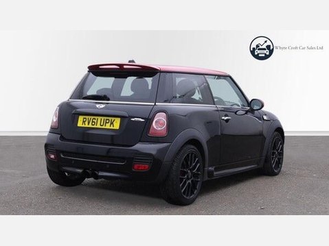 Mini Hatch 1.6 John Cooper Works Euro 5 3dr 5