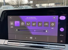 Volkswagen Golf 1.5 Golf R-Line TSI 5dr 43