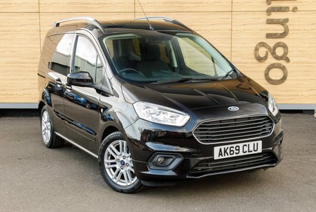 Ford Tourneo Courier TITANIUM
