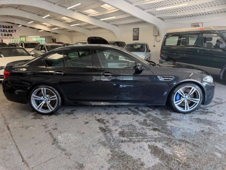 BMW M5 4.4 V8 DCT Euro 6 (s/s) 4dr 7