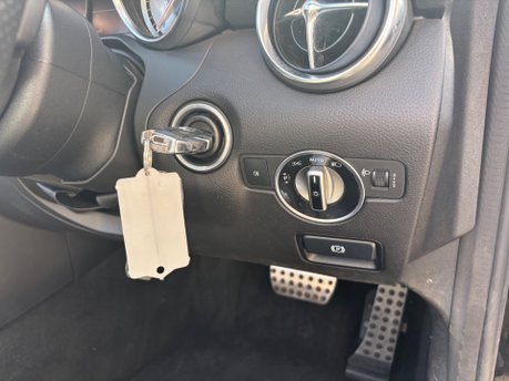 Mercedes-Benz SLK 2.1 SLK250 CDI AMG Sport Convertible 2dr Diesel G-Tronic+ Euro 5 (204ps) 21