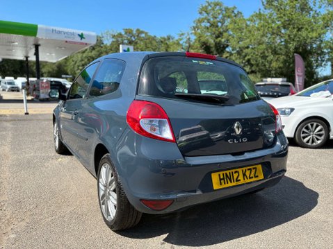 Renault Clio 1.5 dCi Dynamique TomTom Hatchback 3dr Diesel Manual Euro 5 (88 ps) 6