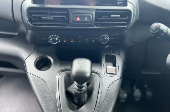 Peugeot Partner BLUEHDI ASPHALT PREMIUM L1 32