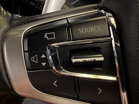 Mitsubishi Outlander 2.4 Outlander Exceed PHEV CVT 4WD 5dr 17