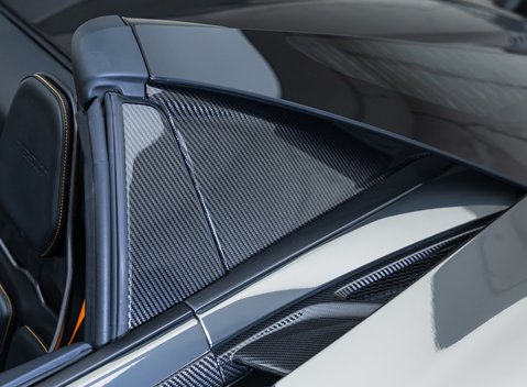 McLaren 765LT Spider 57