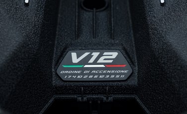 Lamborghini Revuelto 49