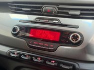 Alfa Romeo Giulietta 1.4 TB MultiAir Lusso Hatchback 5dr Petrol Manual Euro 5 (s/s) (170 bhp) 32