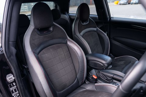 Mini Hatch 2.0 Cooper S Sport Auto 3dr 4