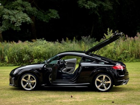 Audi TT TFSI S LINE 18