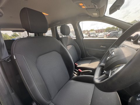 Dacia Duster (Sold) Duster 1.3 TCe Comfort SUV 5dr Petrol Manual Euro 6 (s/s) (130 ps) 11