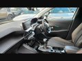Peugeot 208 PURETECH ALLURE S/S 11