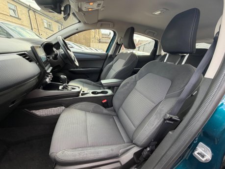 Renault Arkana ICONIC E-TECH 16