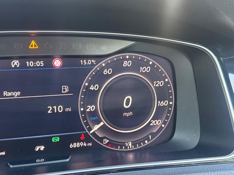 Volkswagen Golf R TSI 4MOTION DSG 36