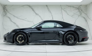 Porsche 911 Carrera GTS Cabriolet (992) 5