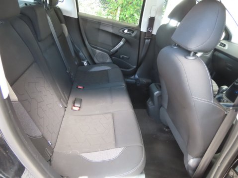 Peugeot 2008 ACTIVE 8