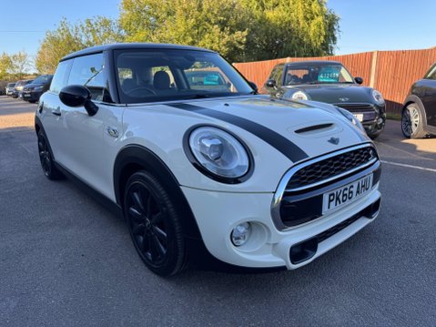 Mini Hatch 2.0 Cooper S Hatchback 3dr Petrol Manual Euro 6 (s/s) (192 ps) 1