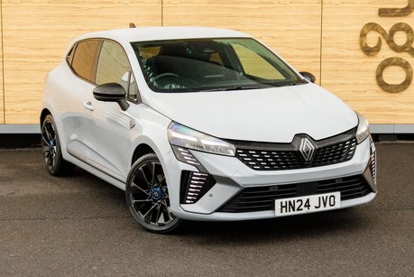 Renault Clio ESPRIT ALPINE E-TECH