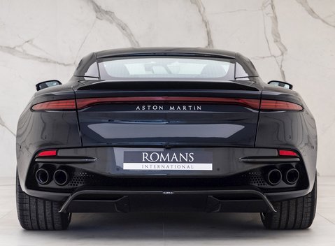 Aston Martin DBS Superleggera 5