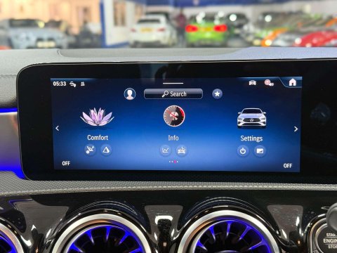 Mercedes-Benz CLA Class 2.0 CLA220d AMG Line (Premium Plus) Coupe 4dr Diesel 8G-DCT Euro 6 (s/s) (1 60