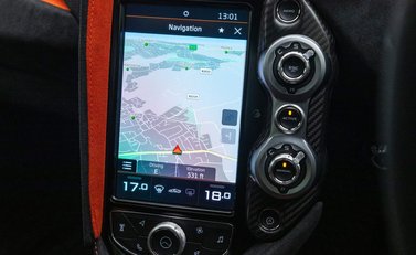 McLaren 765LT V8 SSG 13