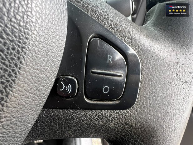 Renault Trafic LWB L2H1 Low Roof Leader LL30 Air Con Alloys Sensors Cam EURO 6 NO VAT 42
