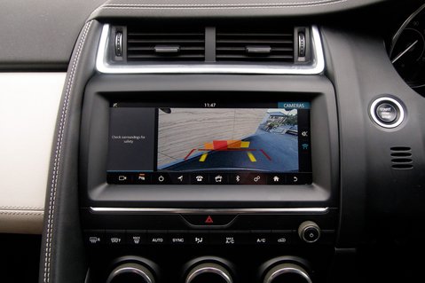 Jaguar E-Pace R-DYNAMIC S 31