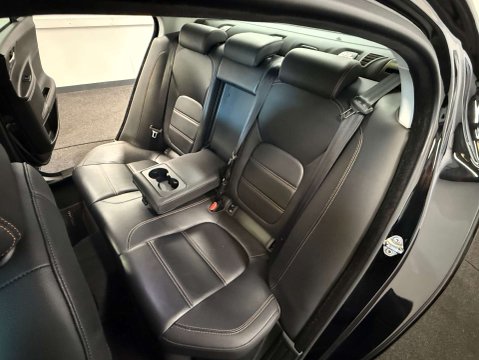 Jaguar XE 2.0 XE Prestige Auto 4dr 54