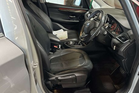 BMW 2 Series 2.0 218d Luxury MPV 5dr Diesel Auto Euro 6 (s/s) (150 ps) 9