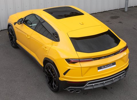 Lamborghini Urus 9