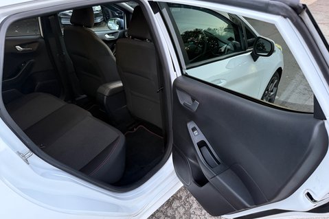 Ford Fiesta ST-LINE EDITION - 2 OWNERS - APPLE CAR PLAY - SERVICE HISTORY 28