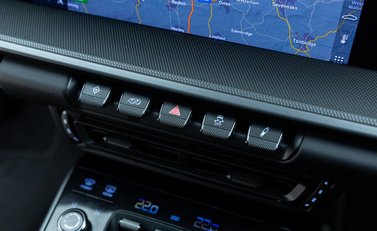 Porsche 911 Carrera 4S (992) 21
