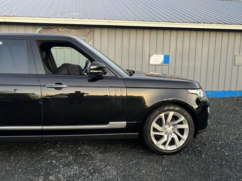 Land Rover Range Rover 3.0 TD V6 Autobiography Auto 4WD Euro 6 (s/s) 5dr 24