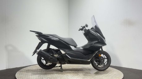 Honda PCX WW 2022 12K GOOD RUNNING PROJECT SCOOTER LEARNER 125CC BIKE 1